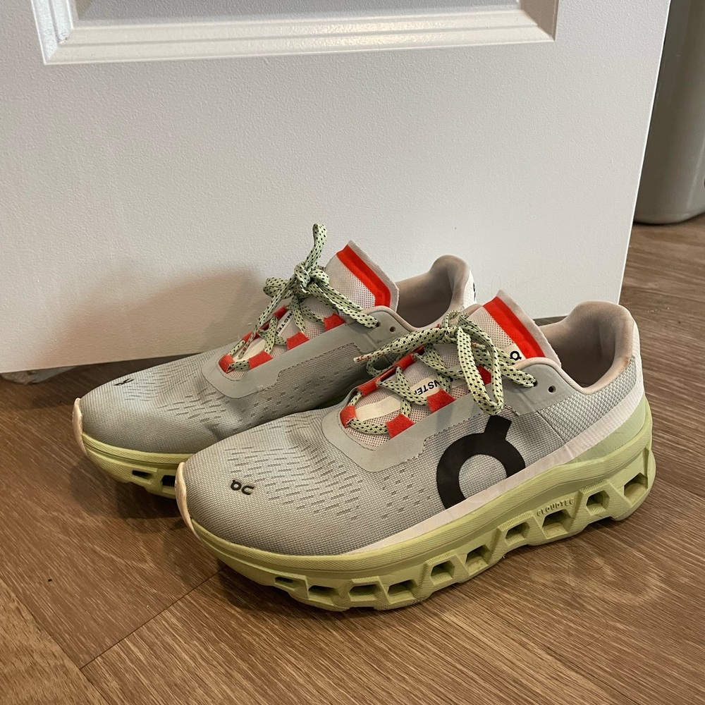 On Running Cloudmonsters